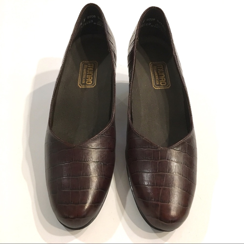 Munro Pumps NWOT